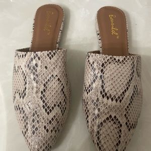 Bonnibel slip on flats